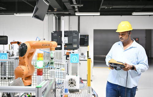 我在现场 2022年，我见证人工智能基础软件开发的向前的力量